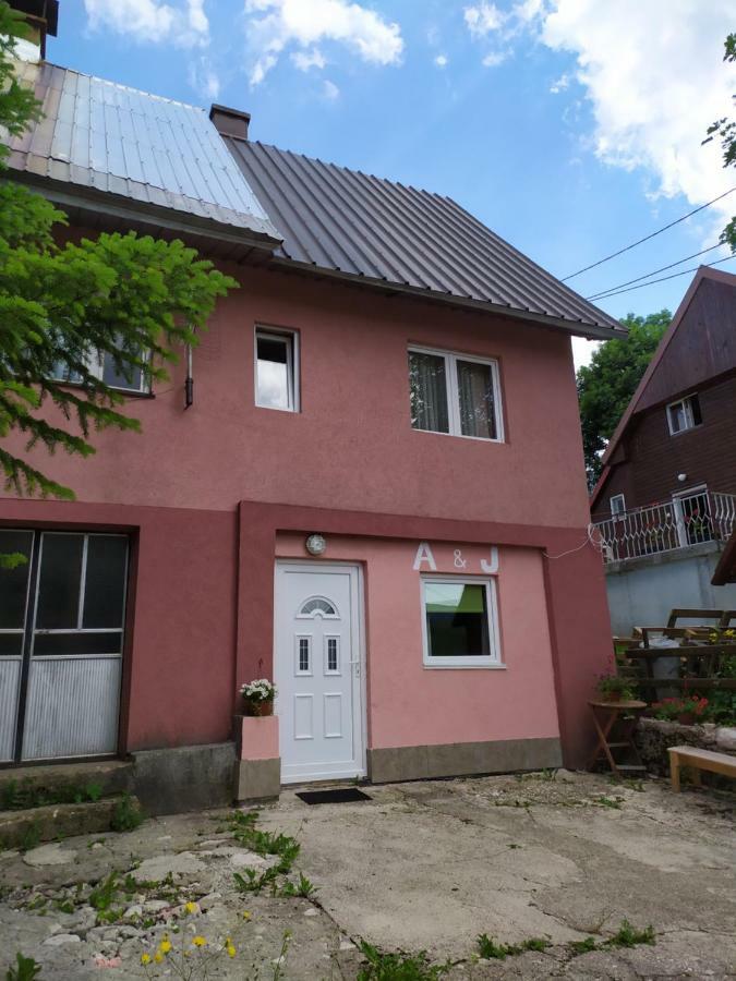 Apartman A&J Zabljak  Luaran gambar